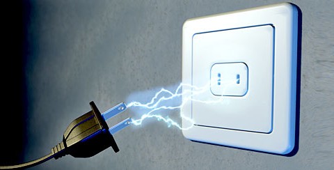 Erste-Hilfe-Regeln für Stromschlag