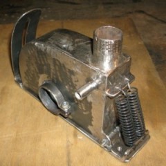 Workshop on creating a manual chipper