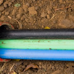 Kako položiti kabel pod zemlju - praktični savjeti