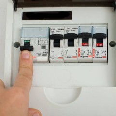 How to safely turn off the apartment?