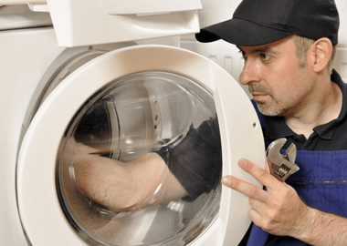Ką daryti, jei skalbimo mašina neatsidaro?