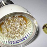 Alloggiamento da una lampada a risparmio energetico