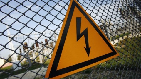 Koji su znakovi i znakovi električne sigurnosti?