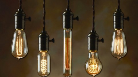 Charakteristiky historických Edisonových lámp a príklady ich použitia