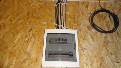 Ako viesť kabeláž v dome z panelov SIP
