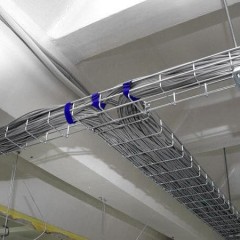 Kako usmjeriti kabel u ladicama